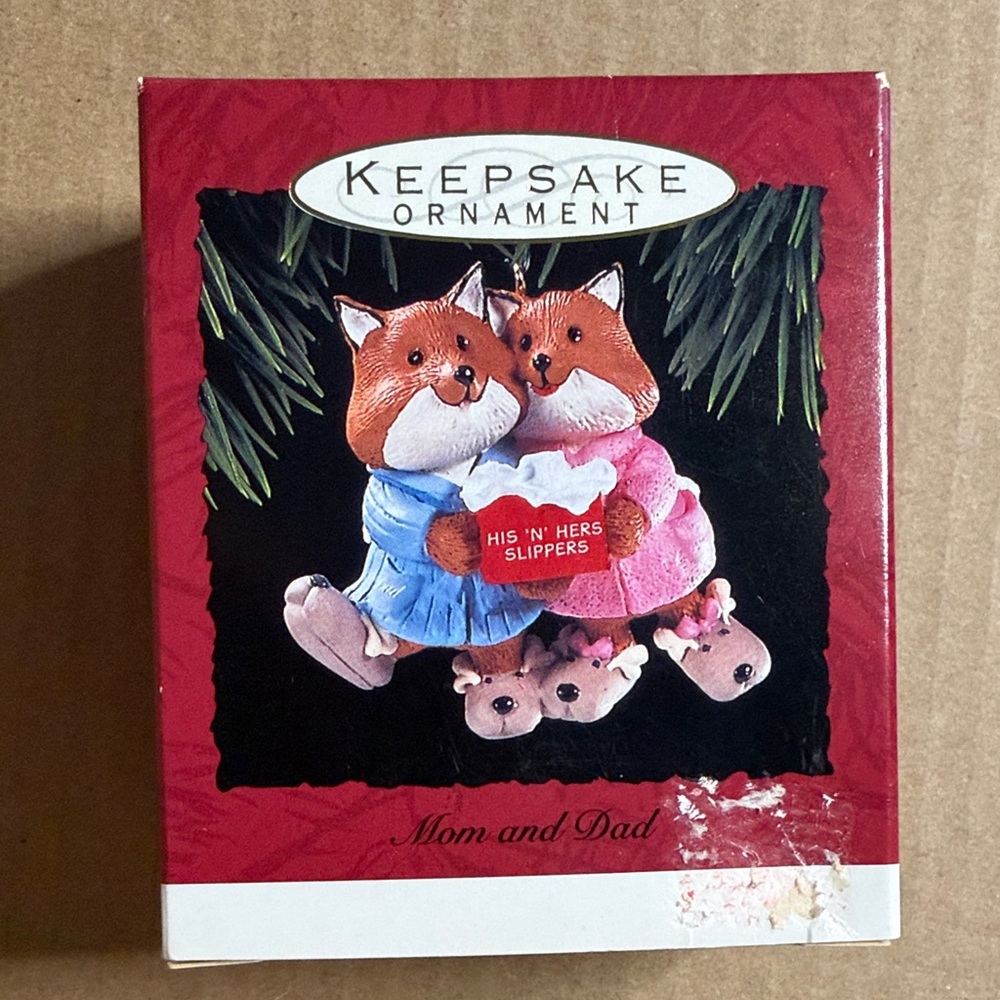 Mom and Dad  His N Hers Slippers Hallmark Keepsake Ornament NWT